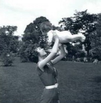 Heidi 1960 mit Sohn